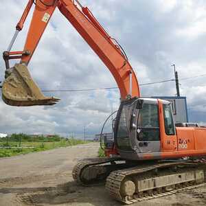 Гусеничный экскаватор Hitachi 200, 2005 г, отличное состояние