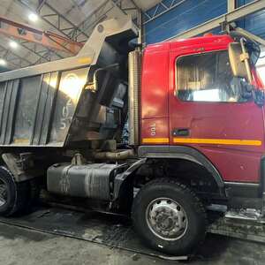 САМОСВАЛ VOLVO FM TRUCK 6X6 БЦМ-53, г/н В 205 ЕВ 49 RUS