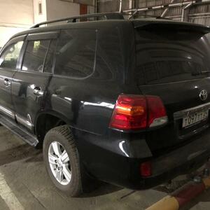 А/М TOYOTA LAND CRUISER 200 Т097ТТ24 (E751OK124)