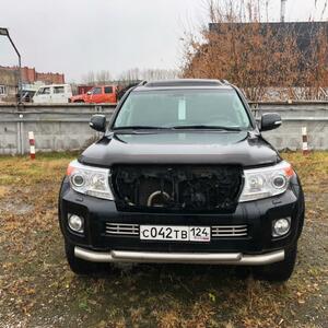 А/М TOYOTA LAND CRUISER 200 С042ТВ124R, 2014 г.в.