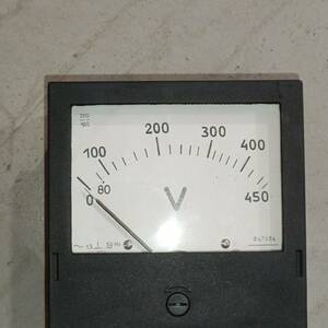 Вольтметр Э-365.1-1 0-450