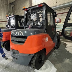 Вилочный погрузчик TOYOTA 8FG45N