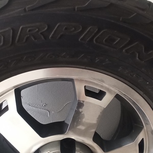 ПИ410556 Автомобильные шины PIRELLI 275/65R17 Scorpion на дисках б/у