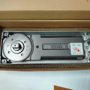 Доводчик напольный GCC GTS-840 Тайвань (Цвет	Шлифованная нержавеющая сталь), 23 шт (ПИ507450)