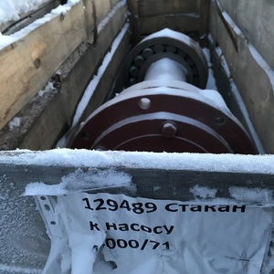 Стакан в сборе 818.01.10.006