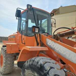 Фронтальный погрузчик DOOSAN DL250, 2012