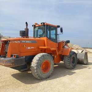 Фронтальный погрузчик DOOSAN DL250, 2012