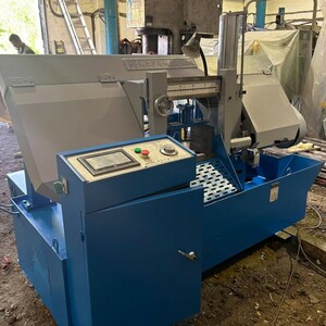 Ленточнопильный станок портального типа HUJIN GZK-4240