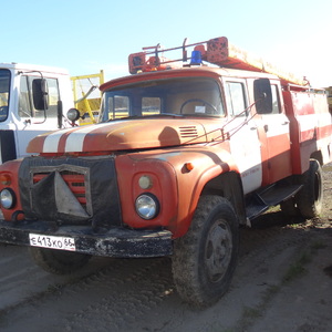 ЗИЛ-431412 АЦ-40 и ГАЗ 2705