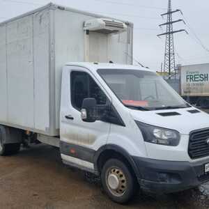 193-832 • Продажа FORD изотермический фургон с ХОУ/требуется ремонт ДВС