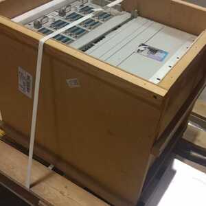 Шасси коммутационного блока MSAN MC1000-PX: 2 слота для ethernet-коммутаторов PP4G3X, 16 слотов для модулей FXS72 / TMG16, 9U
