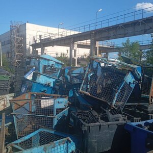 217-958 • Продажа металлолома (сетки, контейнера)