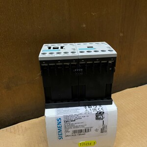 Контактор с защелкой Siemens 3RH1422-1BM40