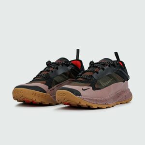 Nike ACG Air Nasu 2 Black Pink