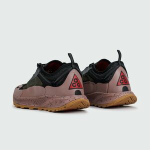 Nike ACG Air Nasu 2 Black Pink