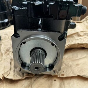 Аксиально - поршневой насос Danfoss 90L100 KA1 AB60 R3C7-E03 GBA 383828