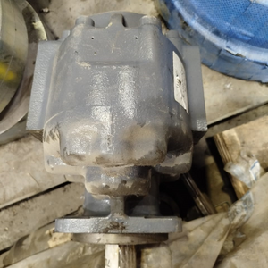 Насос 1498091 Terex